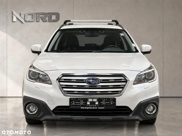 Subaru Outback 2016 photo 2