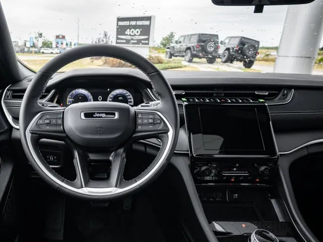 Jeep Grand Cherokee L 2025 photo 3