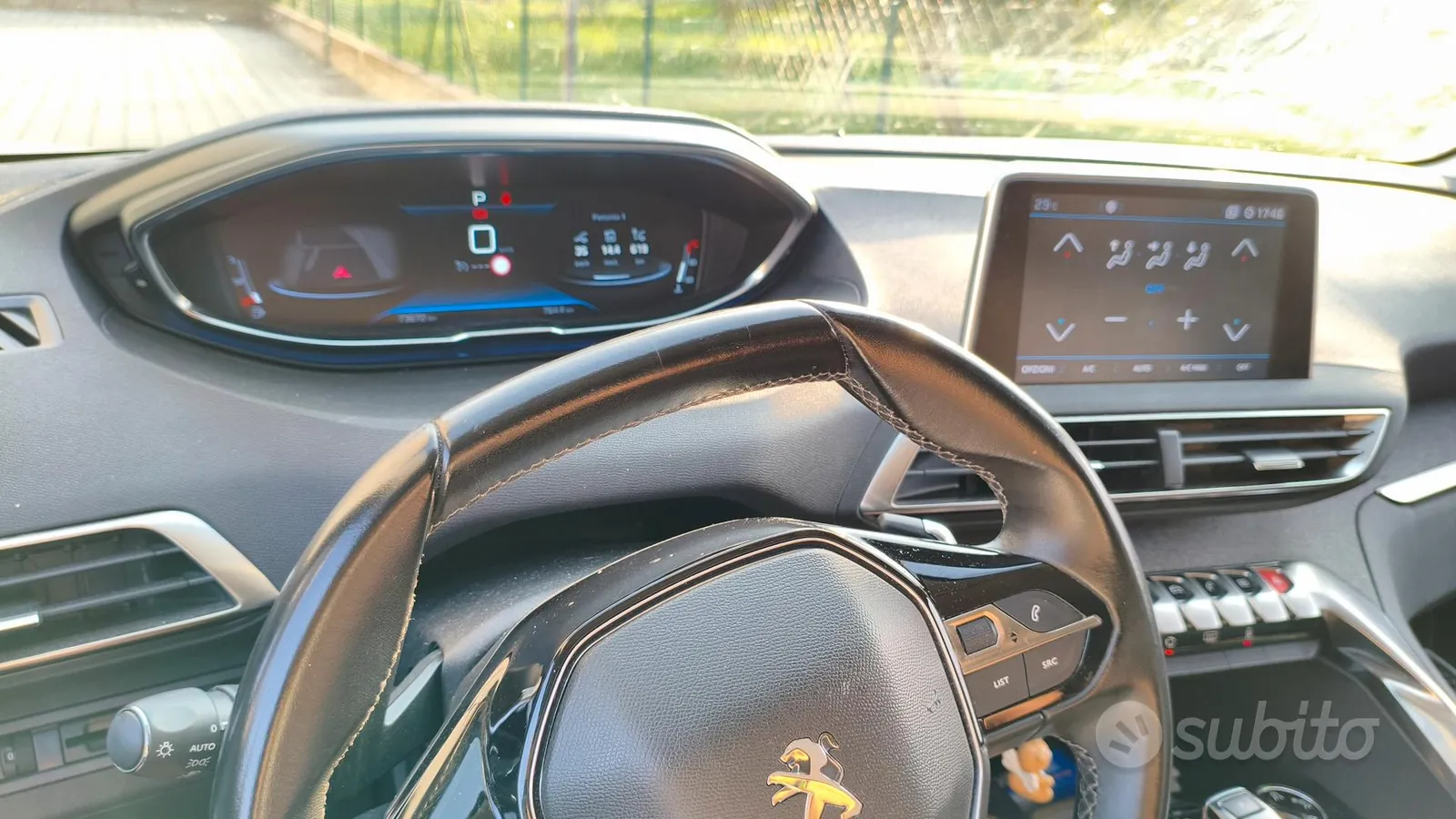 Peugeot 3008 2019 photo 3