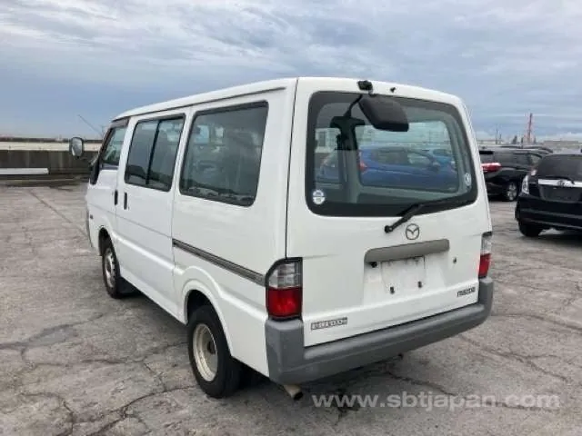 Mazda Bongo 2011 photo 3
