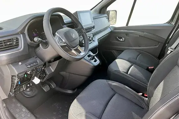 Renault Trafic 2026 photo 4