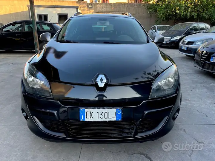 Renault Megane 2011 photo 3