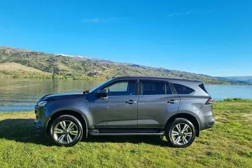 Isuzu Mu-X