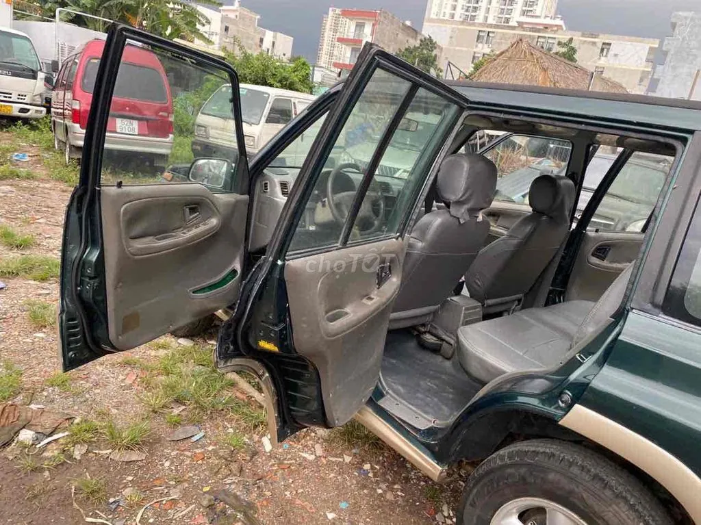 Suzuki Vitara 2004 photo 4