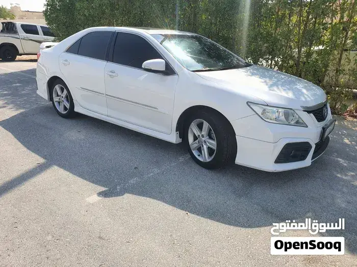 Toyota Aurion
