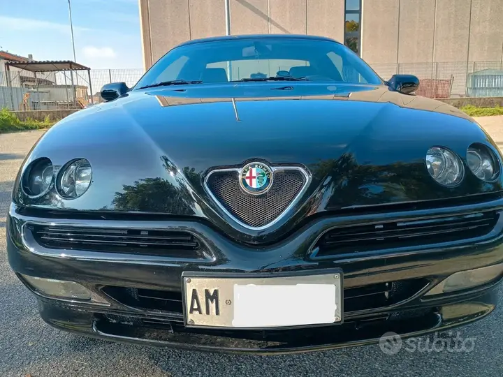Alfa Romeo Gtv 1996 photo 2