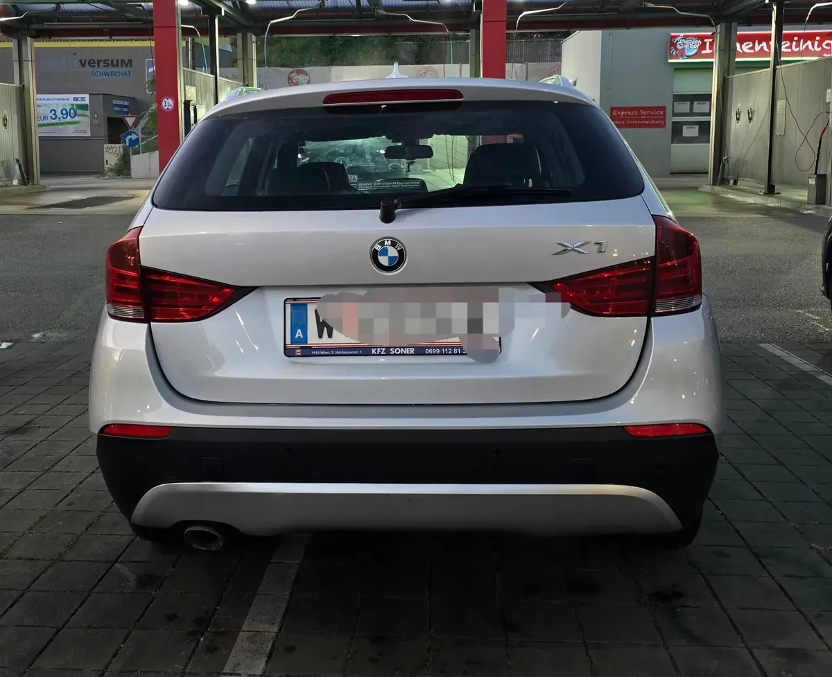 BMW X1 2012 photo 3