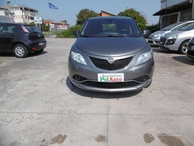 Lancia Ypsilon 2016 photo 4