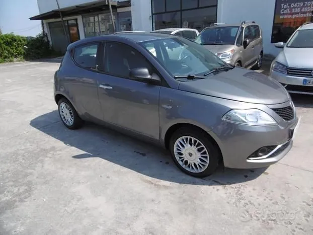 Lancia Ypsilon 2016 photo 3