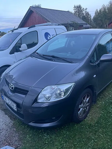 Toyota Auris 2008 photo 4