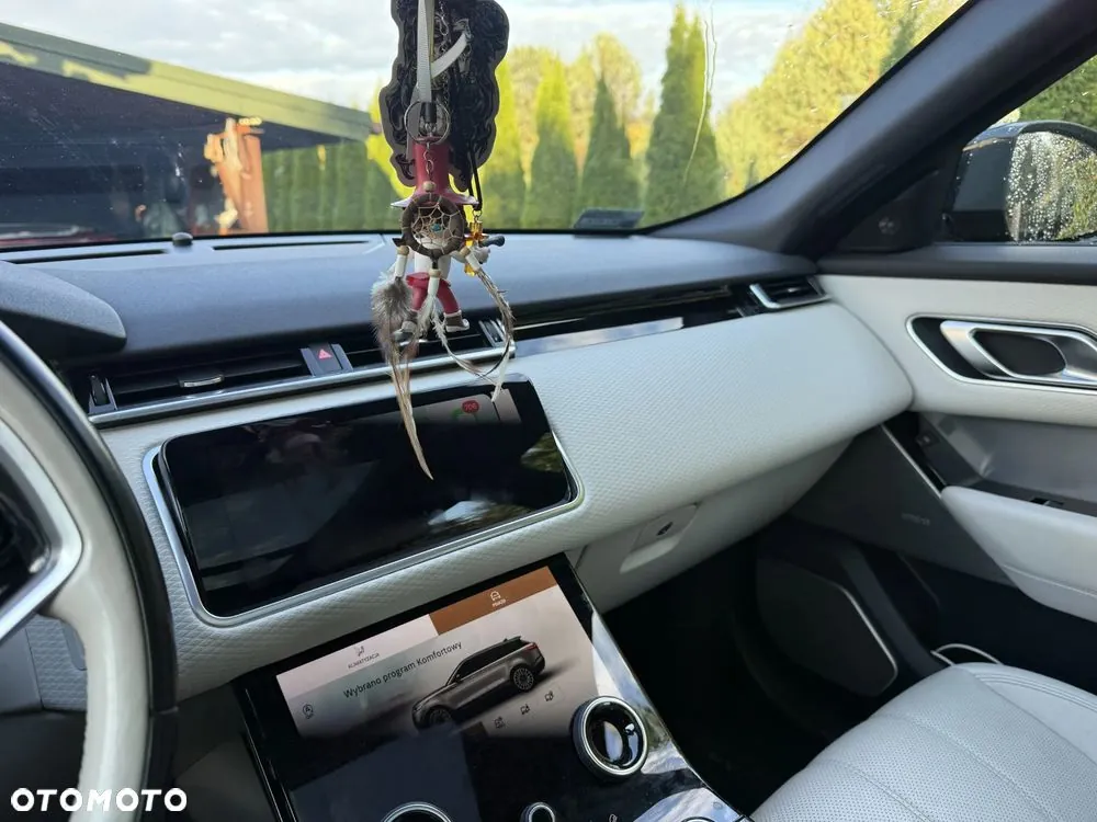 Land Rover Range Rover Velar 2021 photo 5