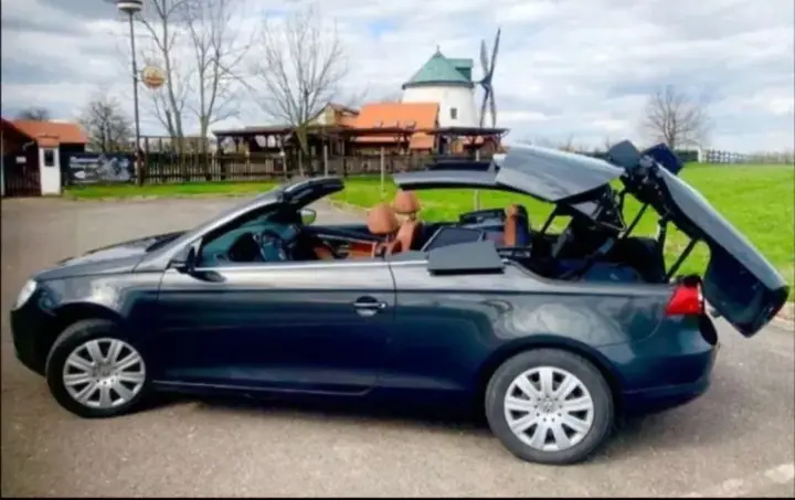 Volkswagen Eos 2010 photo 2