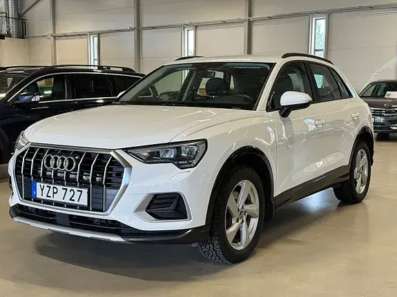 Audi Q3 2019 photo 3