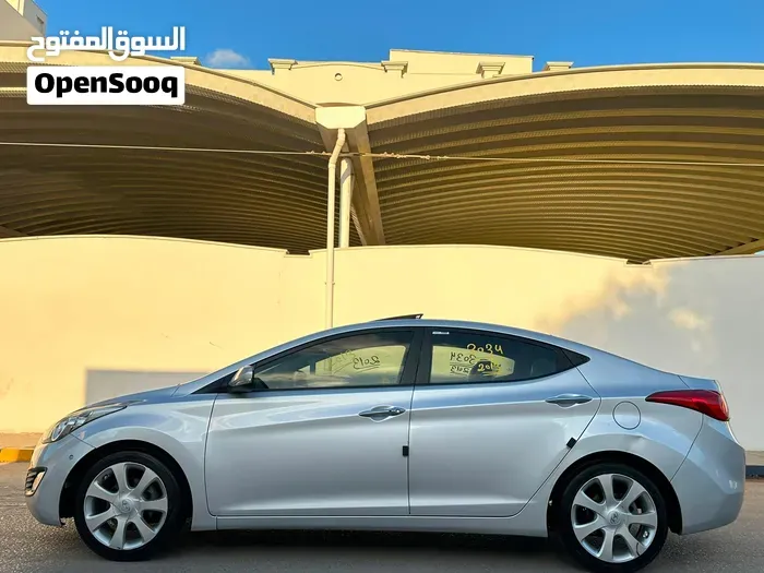 Hyundai Avante 2014 photo 2