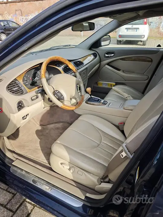 Jaguar S-Type 1999 photo 2