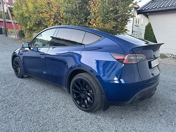 Tesla Model Y 2021 photo 4