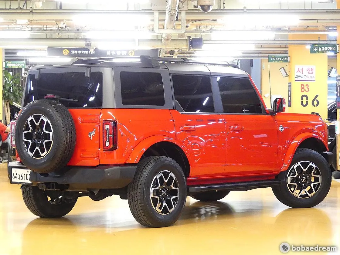 Ford Bronco 2023 photo 3