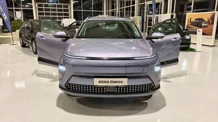 Hyundai Kona photo 3