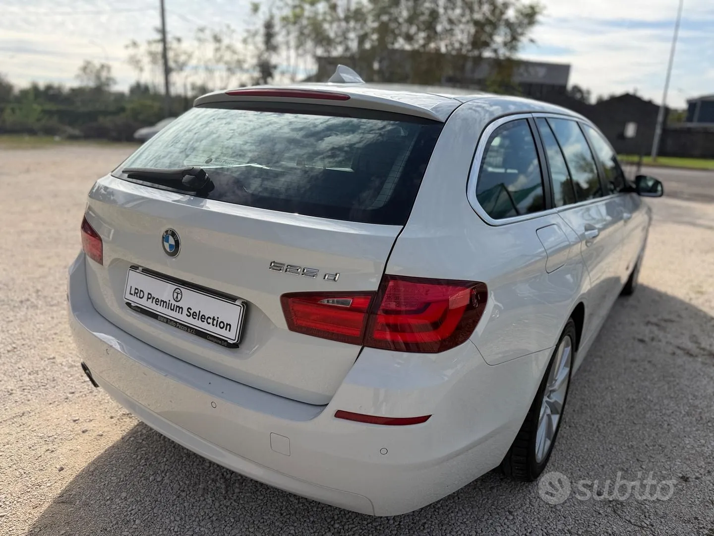 BMW 5 Series 2012 photo 3