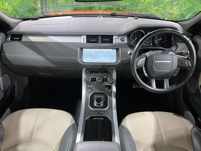 Land Rover Range Rover Evoque photo 4
