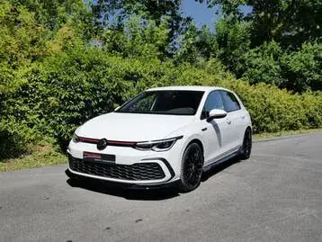 Volkswagen Golf 2024 photo 2