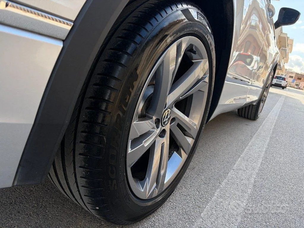 Volkswagen Tiguan 2022 photo 4