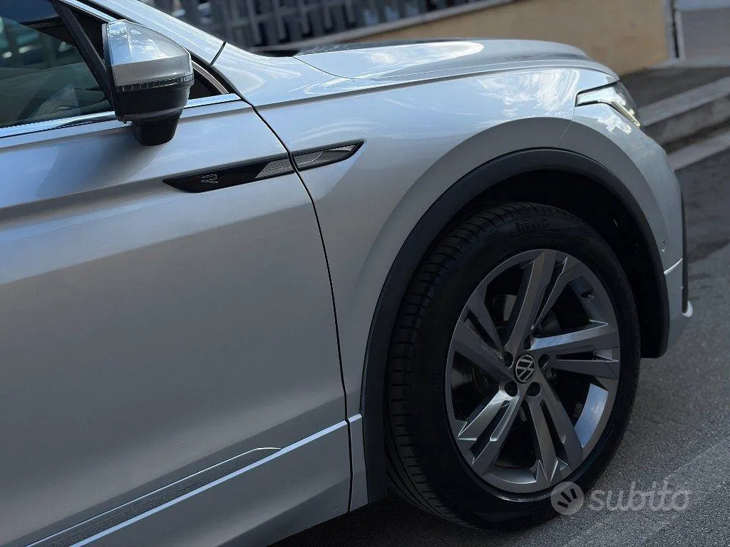 Volkswagen Tiguan 2022 photo 2