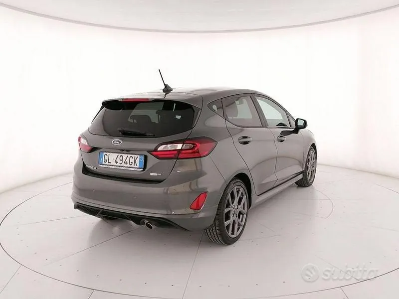 Ford Fiesta 2022 photo 2
