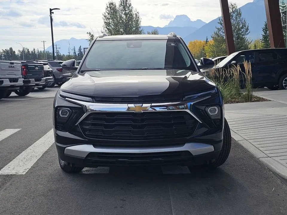 Chevrolet Trailblazer 2026 photo 2