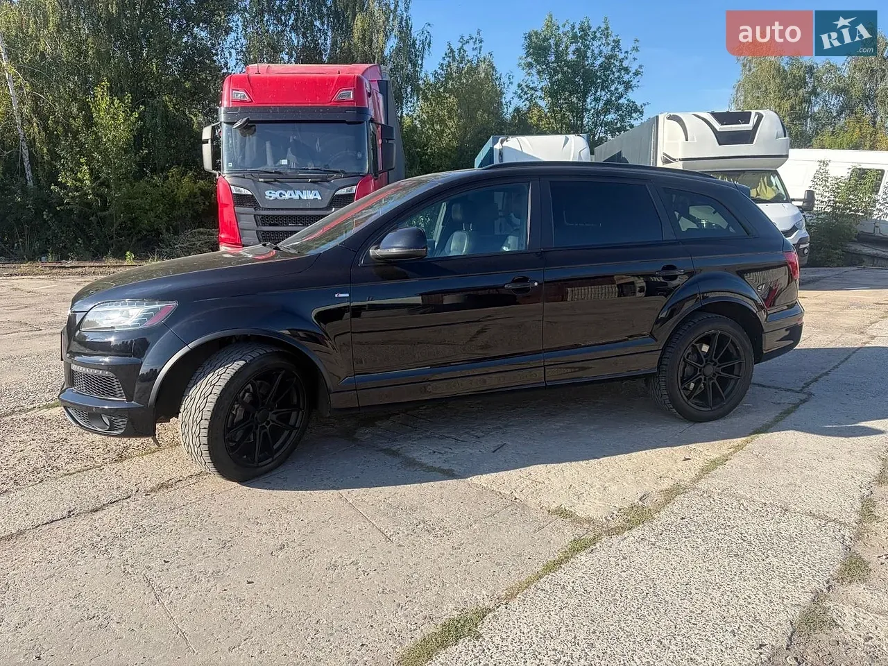 Audi Q7 2015 photo 2