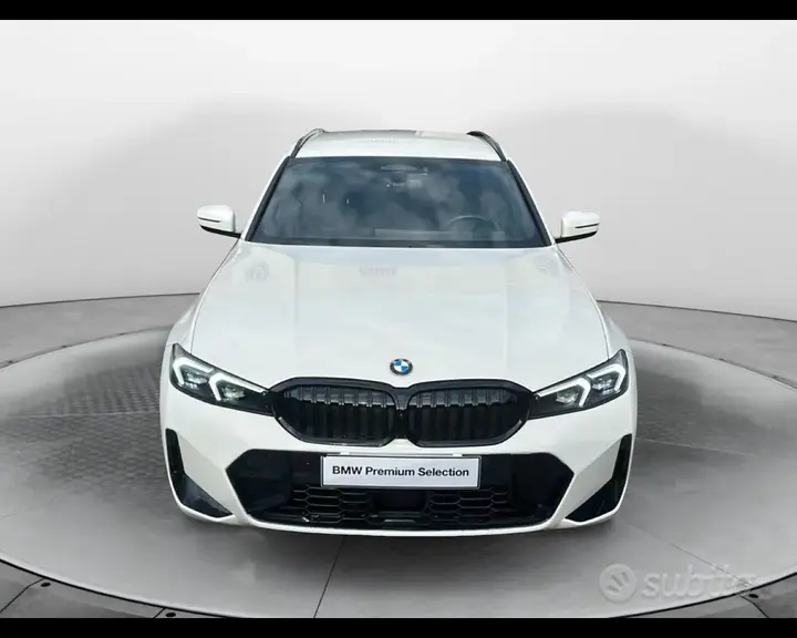 BMW 320D Touring 2025 photo 3