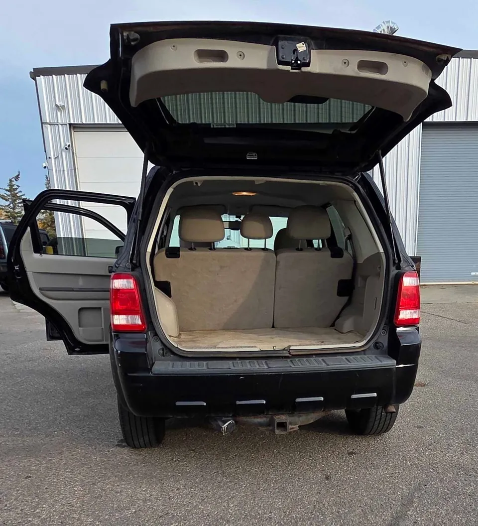 Ford Escape 2010 photo 5