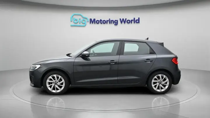 Audi A1 2023 photo 5