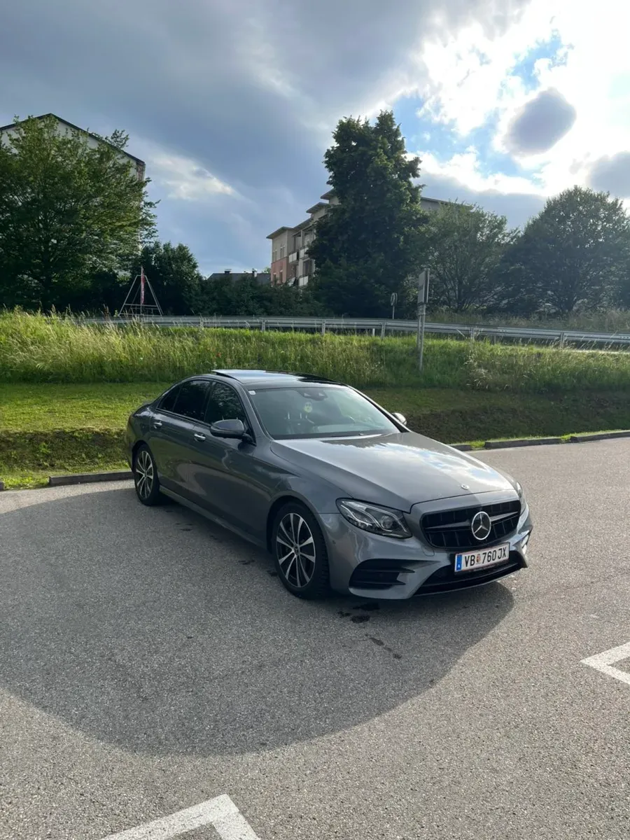 Mercedes-Benz E-Class 2017 photo 3