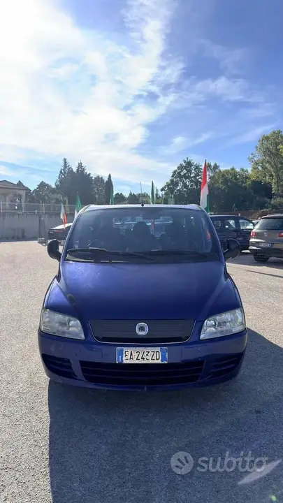 Fiat Multipla 2010 photo 2