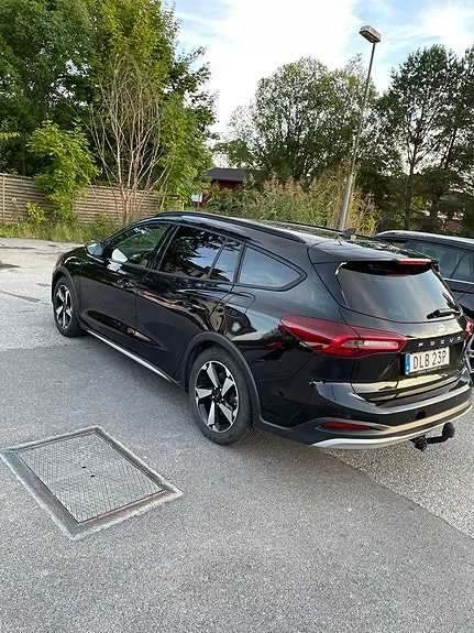 Ford Focus 2024 photo 3