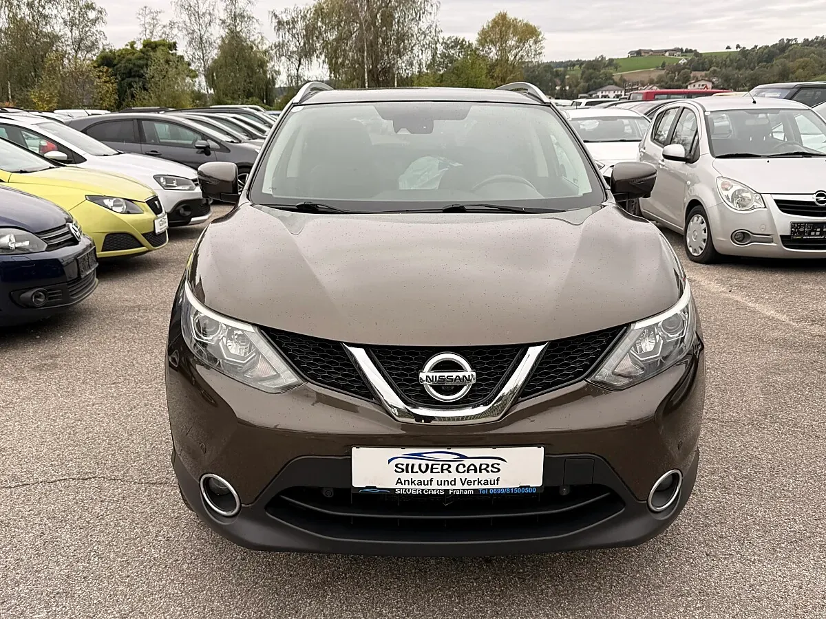 Nissan Qashqai 2015 photo 2