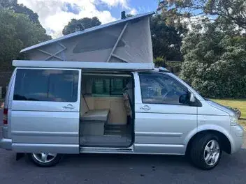 Volkswagen California 2007 photo 2