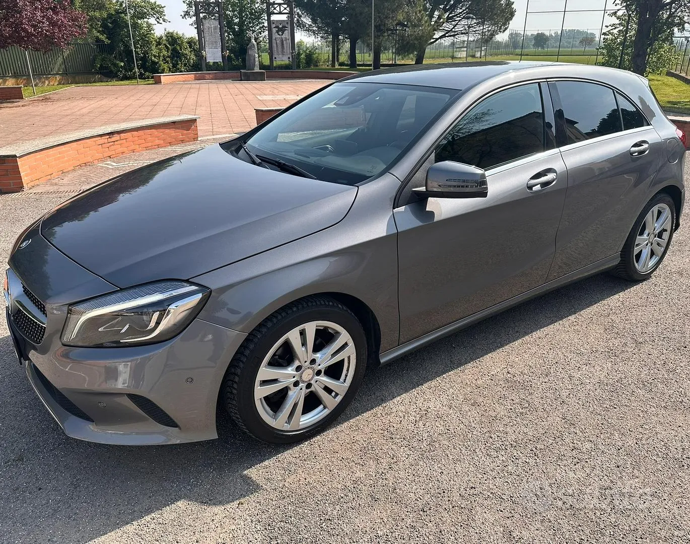 Mercedes-Benz A-Class 2017 photo 2