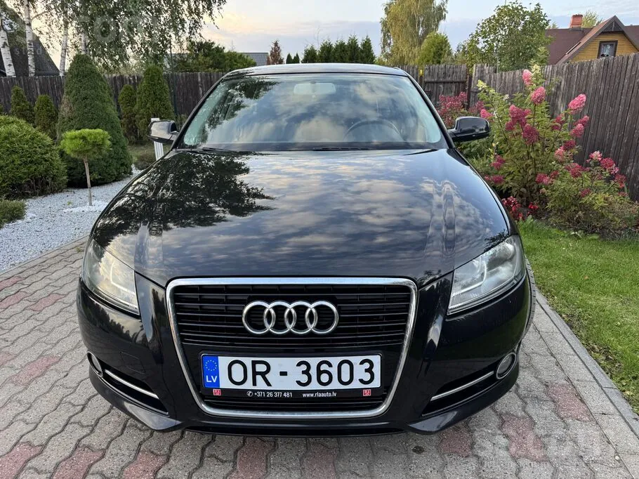 Audi A3 Sportback 2012 photo 2