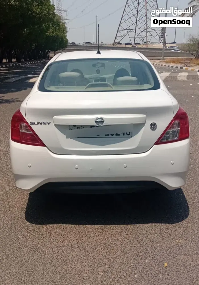 Nissan Sunny 2022 photo 2