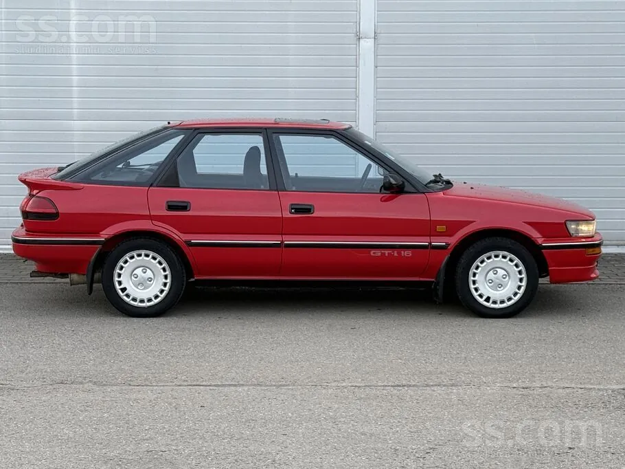 Toyota Corolla 1991 photo 3