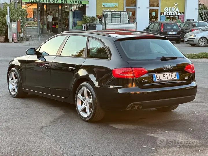 Audi A4 Avant 2012 photo 3