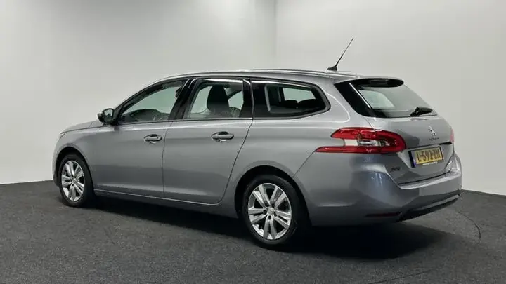 Peugeot 308 Sw 2021 photo 4