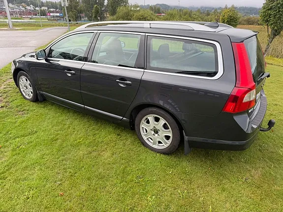 Volvo V70 2011 photo 5