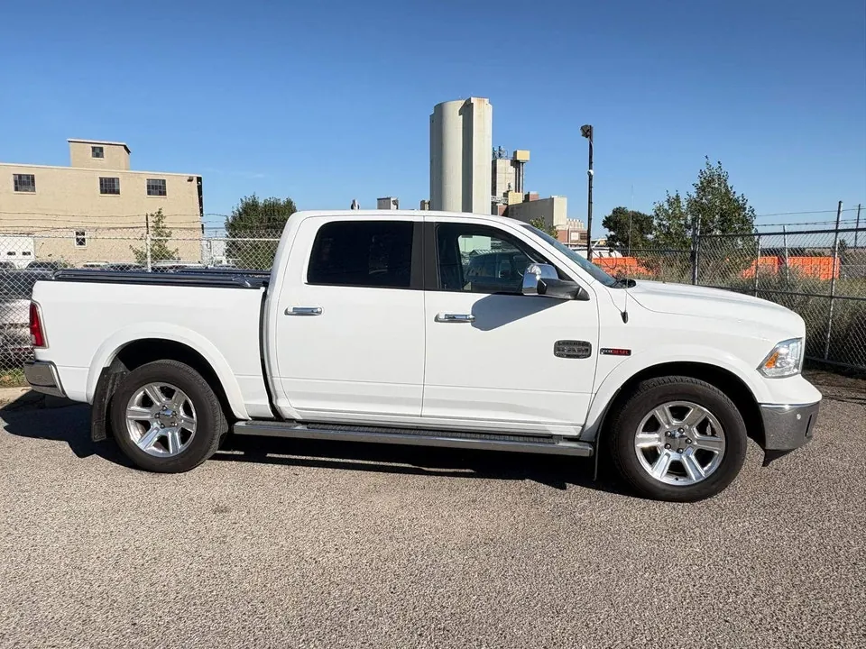 Ram 1500 2015 photo 2