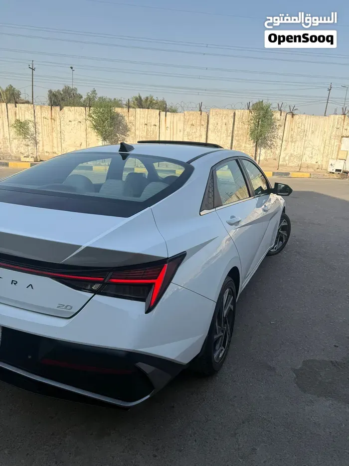 Hyundai Elantra 2024 photo 2