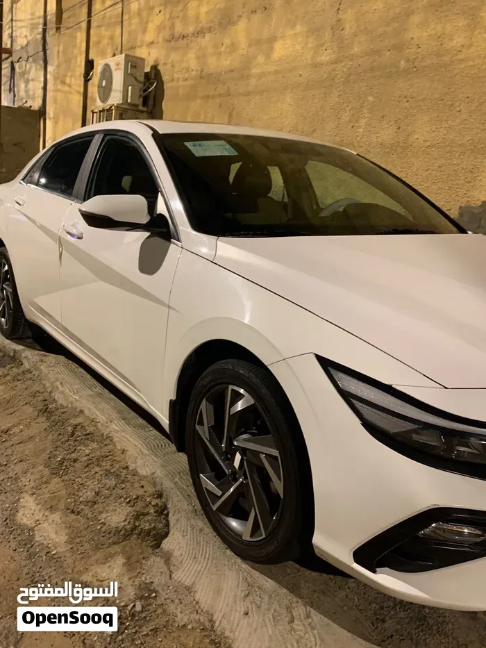 Hyundai Elantra 2024 photo 5
