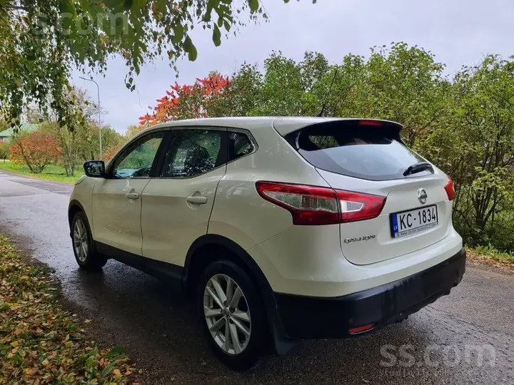 Nissan Qashqai 2015 photo 4