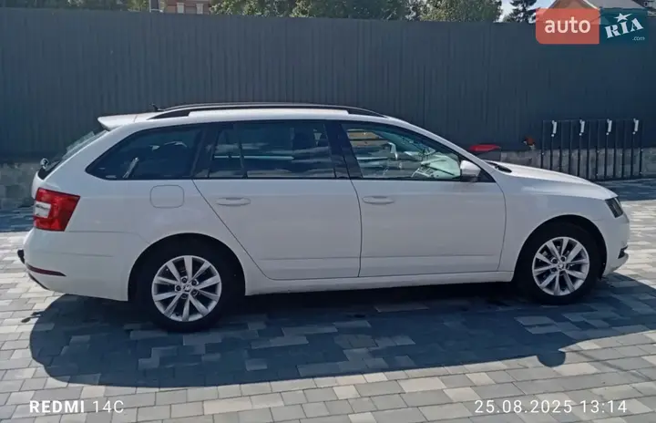 Skoda Octavia 2017 photo 2